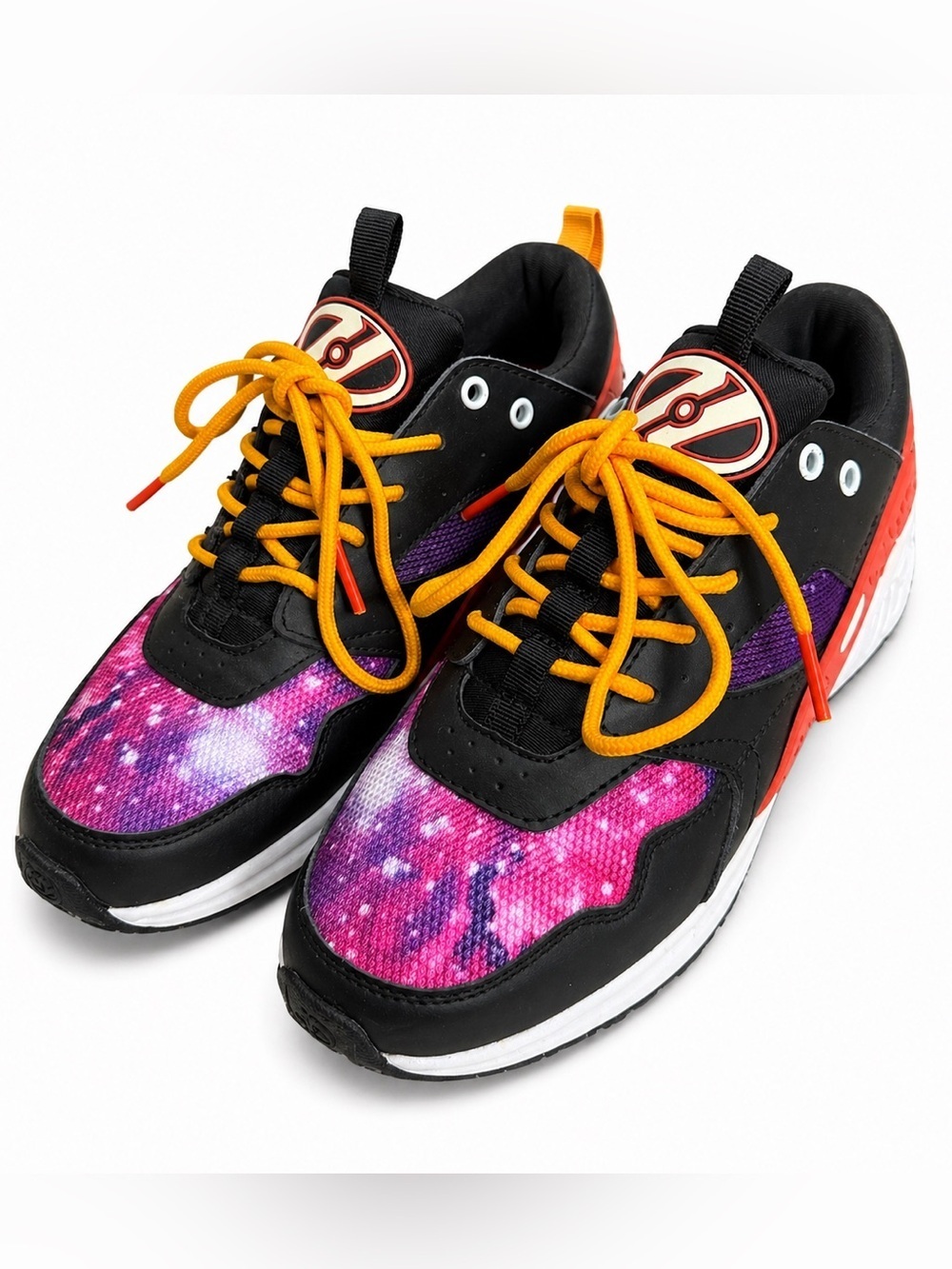 Healy’s Force Sneakers orange and Black size kids 5 / fits women’s 6.5/6